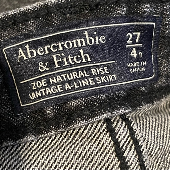 Abercrombie distressed denim skirt- SZ 4 - Picture 5 of 5